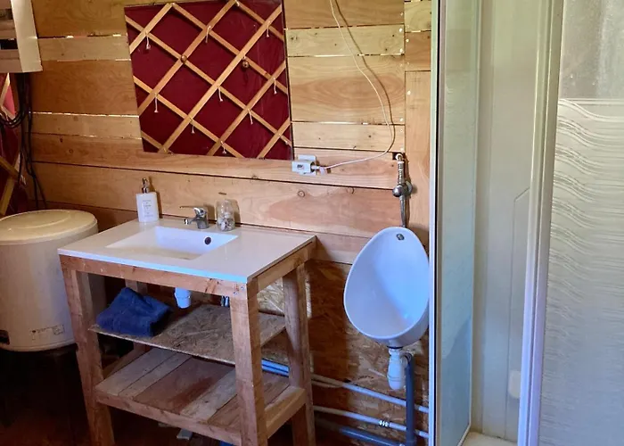 Yourte Confort Eco-responsable Saint-Pierre-Eynac